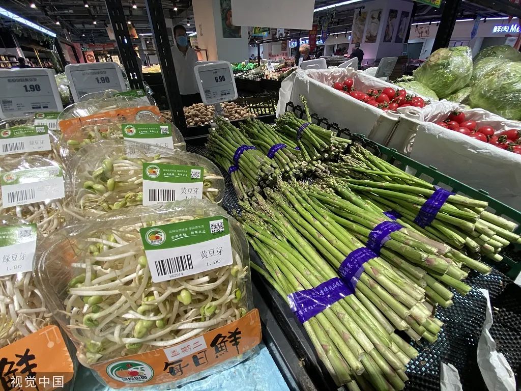 胶带捆绑的蔬菜甲醛超标10倍，长期食用可能致癌？